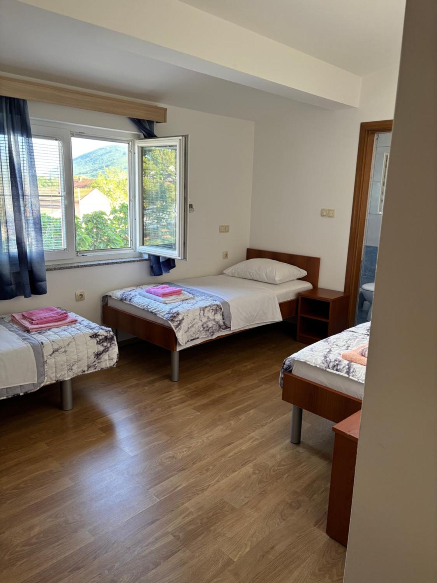 Casa Del Pellegrino M&A - Ostojici Hotel Medjugorje Exterior photo